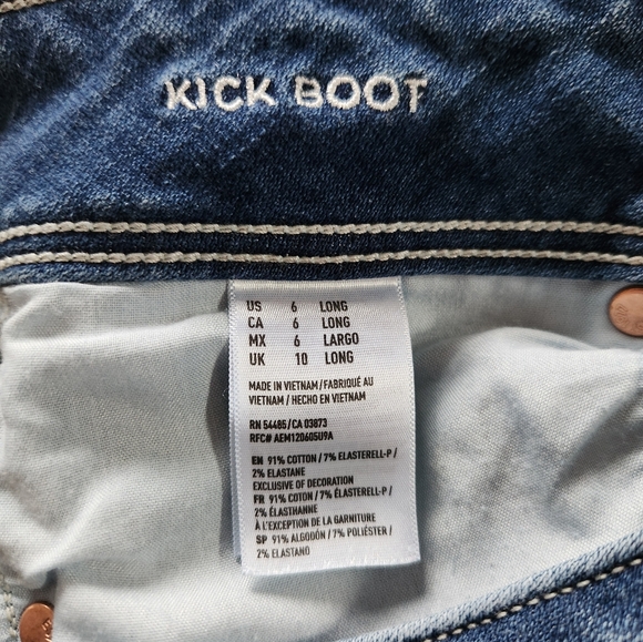 American Eagle Kickboot Jeans - Picture 4 of 4